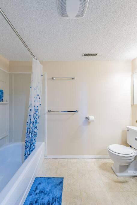 Mt Pleasant Nw 2 Bedrooms 500 Calgary Ngoại thất bức ảnh