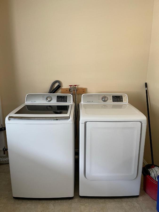 Mt Pleasant Nw 2 Bedrooms 500 Calgary Ngoại thất bức ảnh