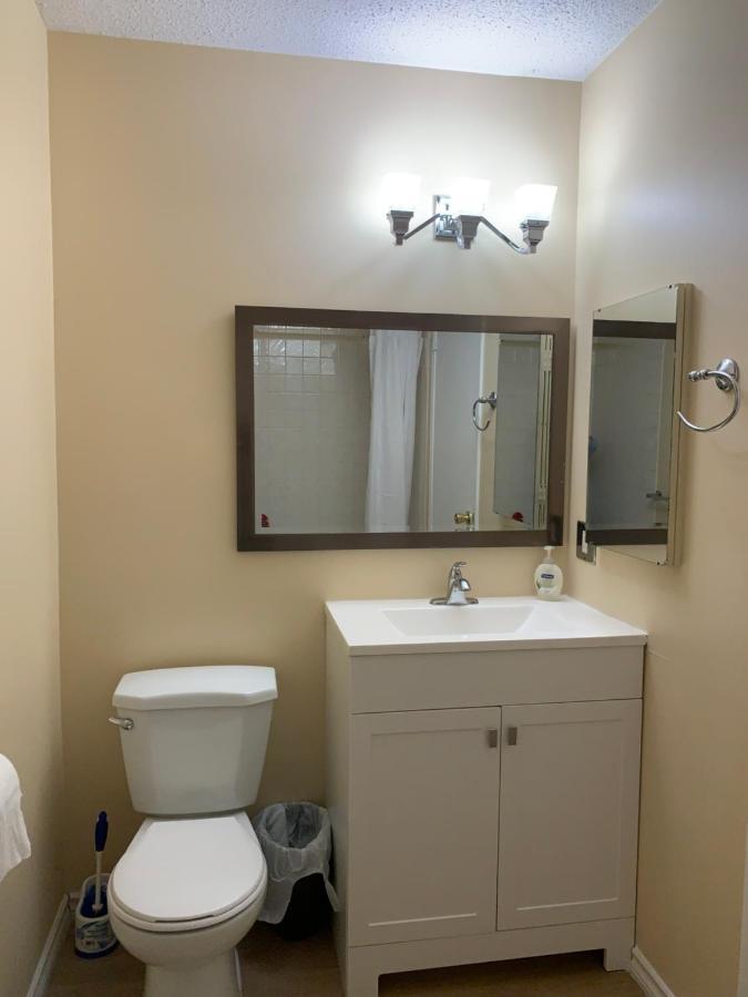 Mt Pleasant Nw 2 Bedrooms 500 Calgary Ngoại thất bức ảnh